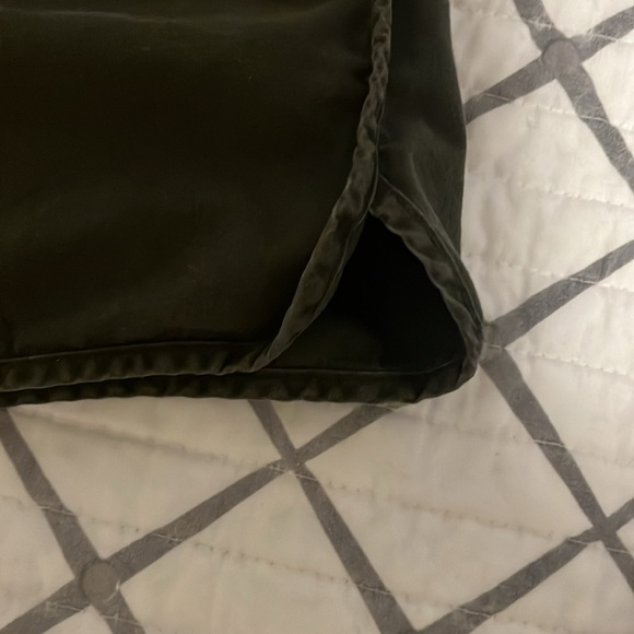 Banana Republic shorts - green size small - Picture 3 of 3